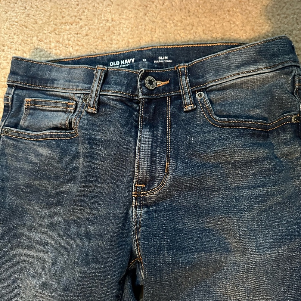 Old Navy Boys Jeans Straight Leg with Adjustable Waist Slim Fit - Picture 2 of 3